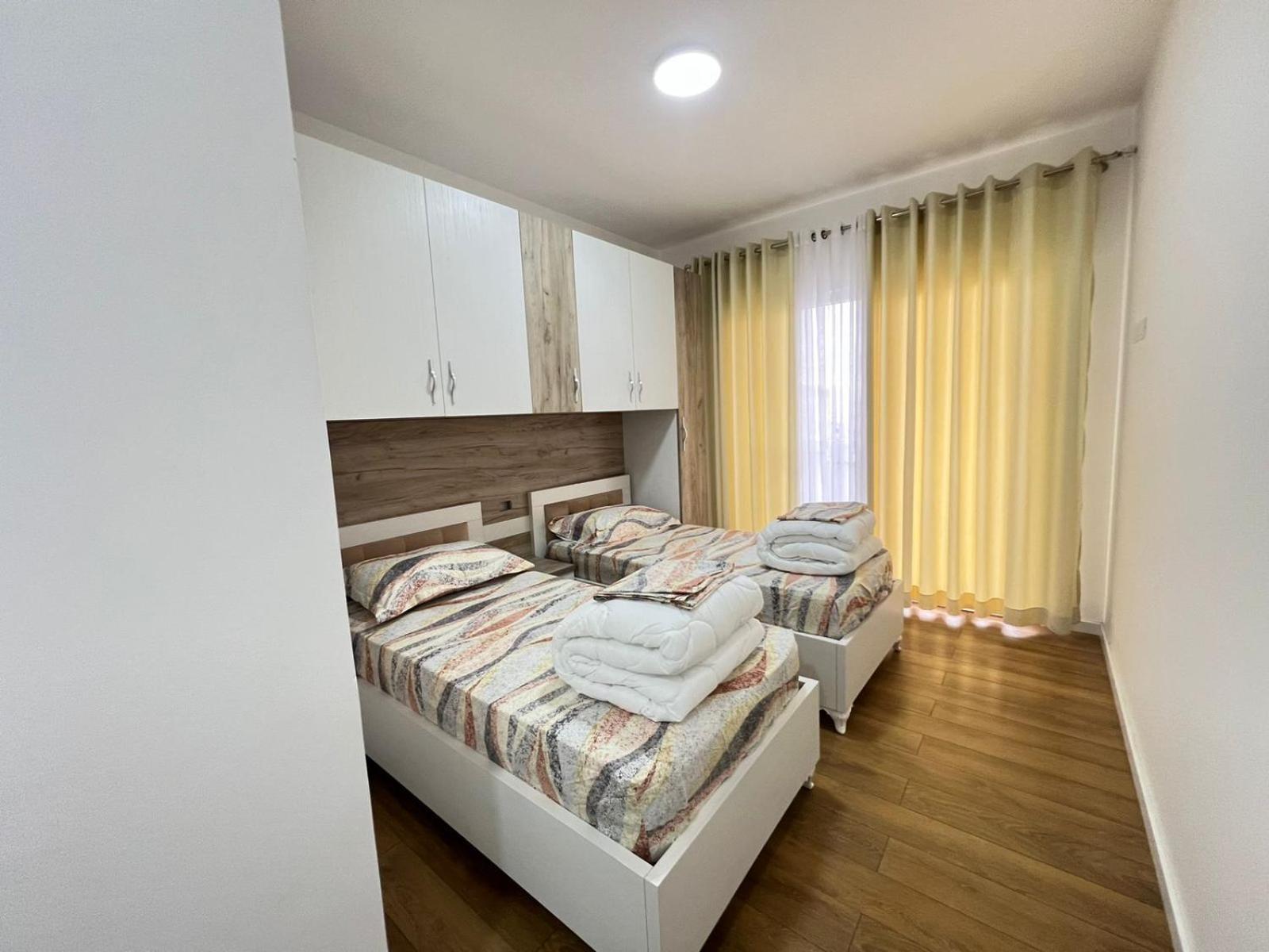 Ani'S Apartment Durres Exterior photo